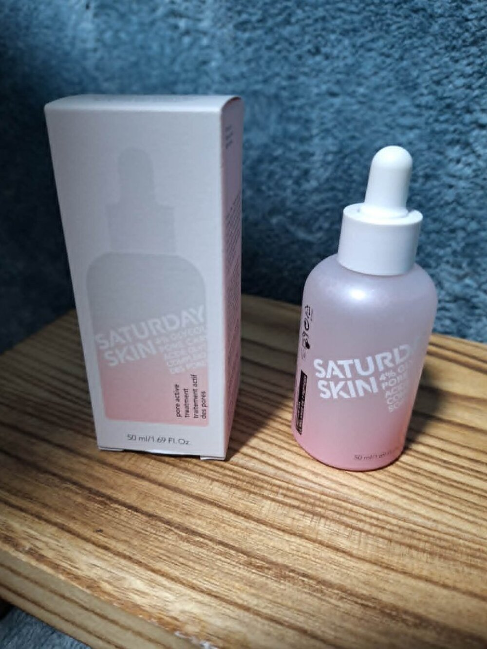 NIP!  SATURDAY SKIN PORE ACTIVE TREATMENT